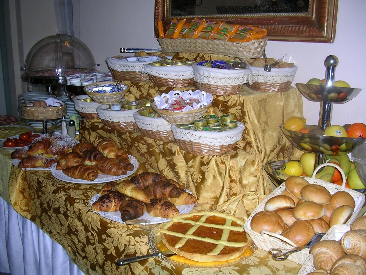 Palazzo Loup Hotel Loiano ภายนอก รูปภาพ