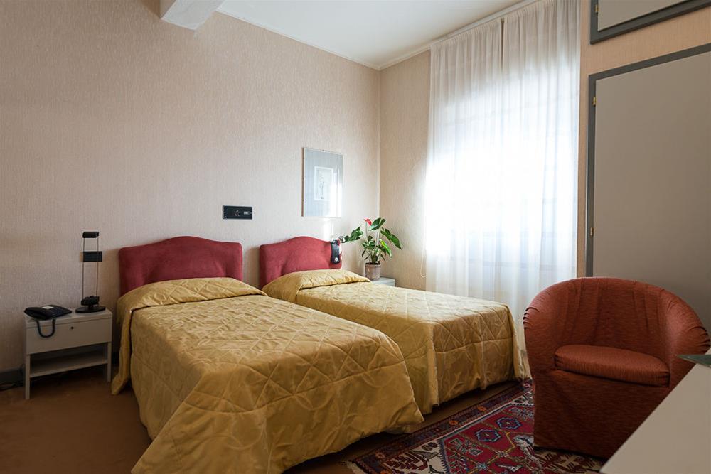 Palazzo Loup Hotel Loiano ภายนอก รูปภาพ